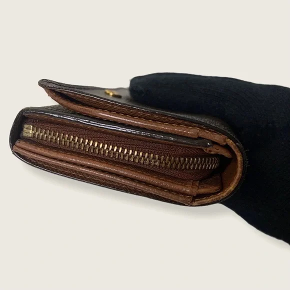 Louis Vuitton Monogram Compact Wallet - Picture 11 of 11